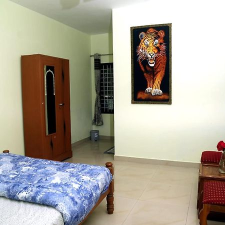 Colonia Munnar Homestay Eksteriør bilde